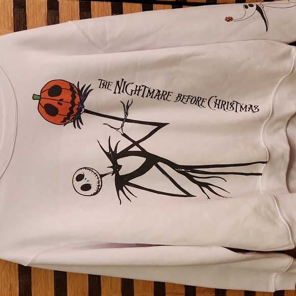 NWT! Disney nightmare sweatshirt goth - Picture 2 of 8